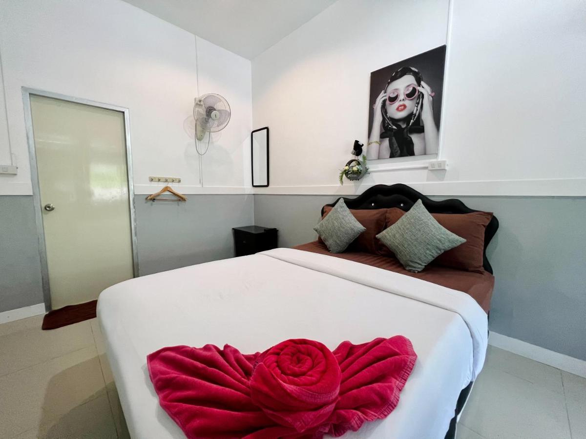 La Bella Samed Apartment Koh Samet Bagian luar foto
